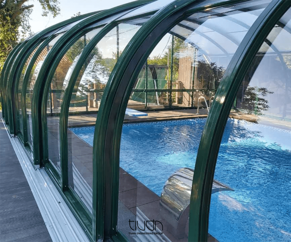 سایبان متحرک تلسکوپی استخر